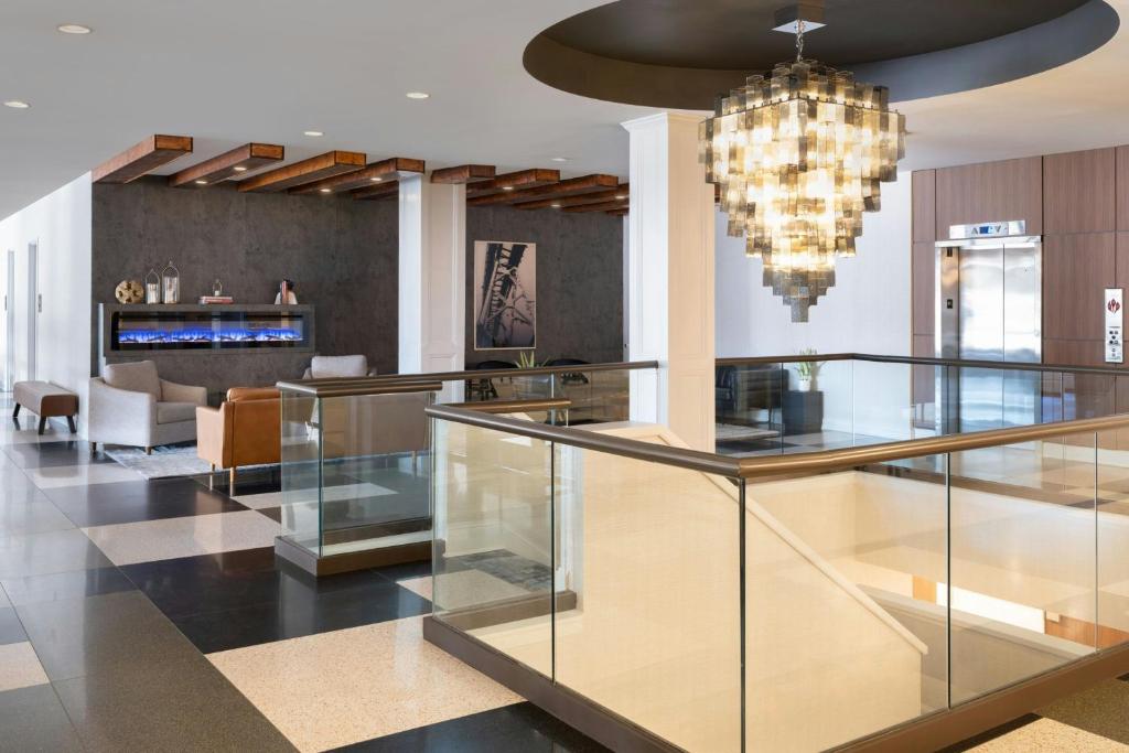 Delta Hotels Nashville Airport フロント・ロビー