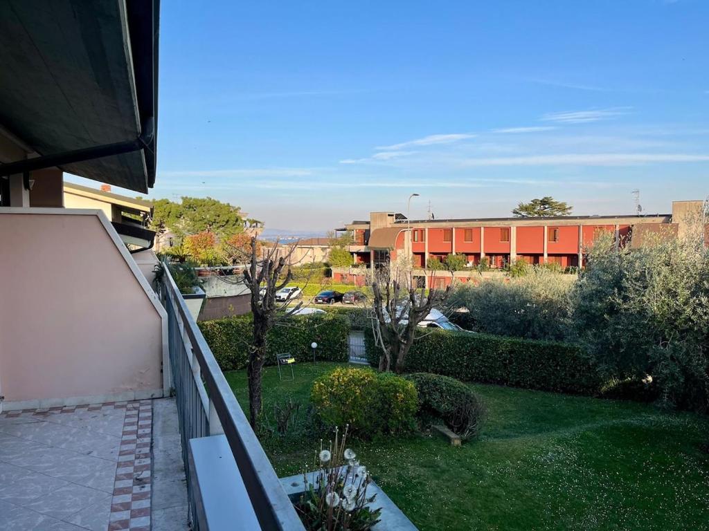 il Girasole Apartment with Garden View - 2