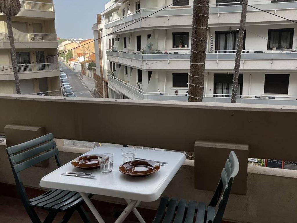 Grand studio lumineux, 4 pers, accès plage, proche commerces, balcon - FR-1-696-71 - 2
