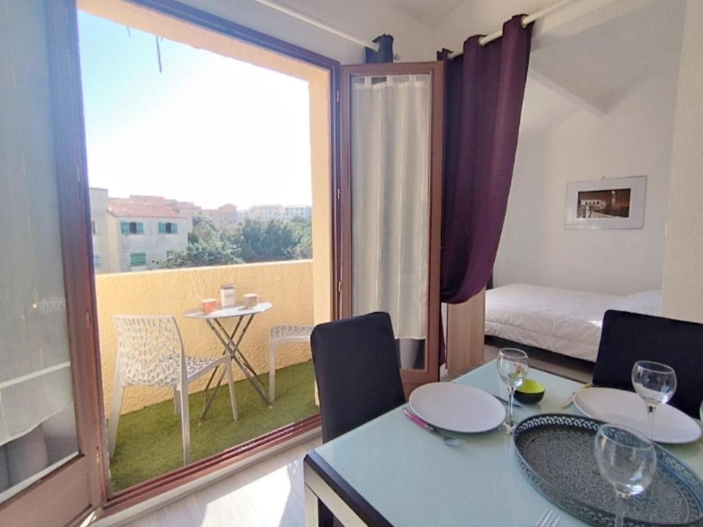 Appartement climatisé avec parking, 4 pers., St-Pierre-La-Mer - FR-1-795-76 - 4