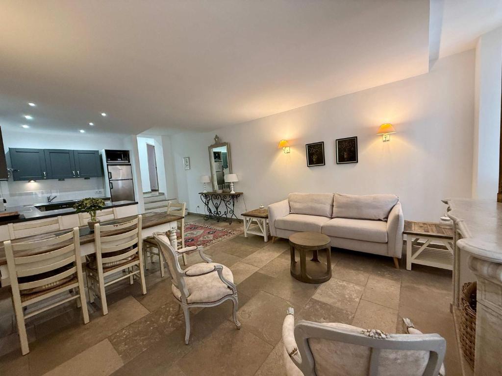 B003 Superbe 2 chambres centre Cannes - 5