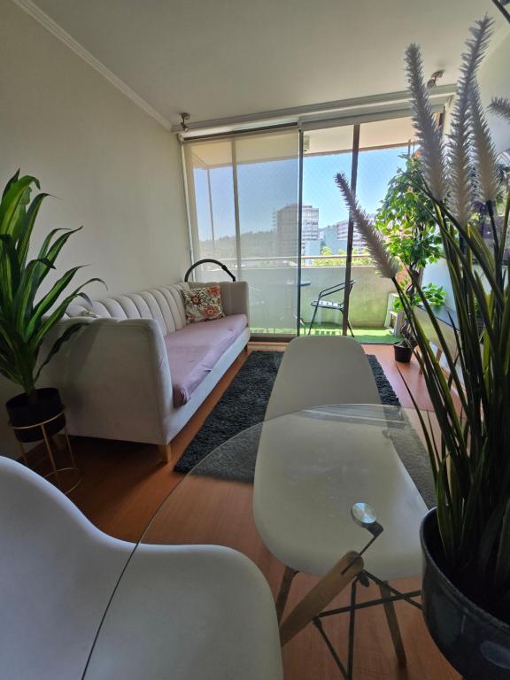 Providencia central y acogedor departamento 2 dorm Wifi y parking gratis - 5