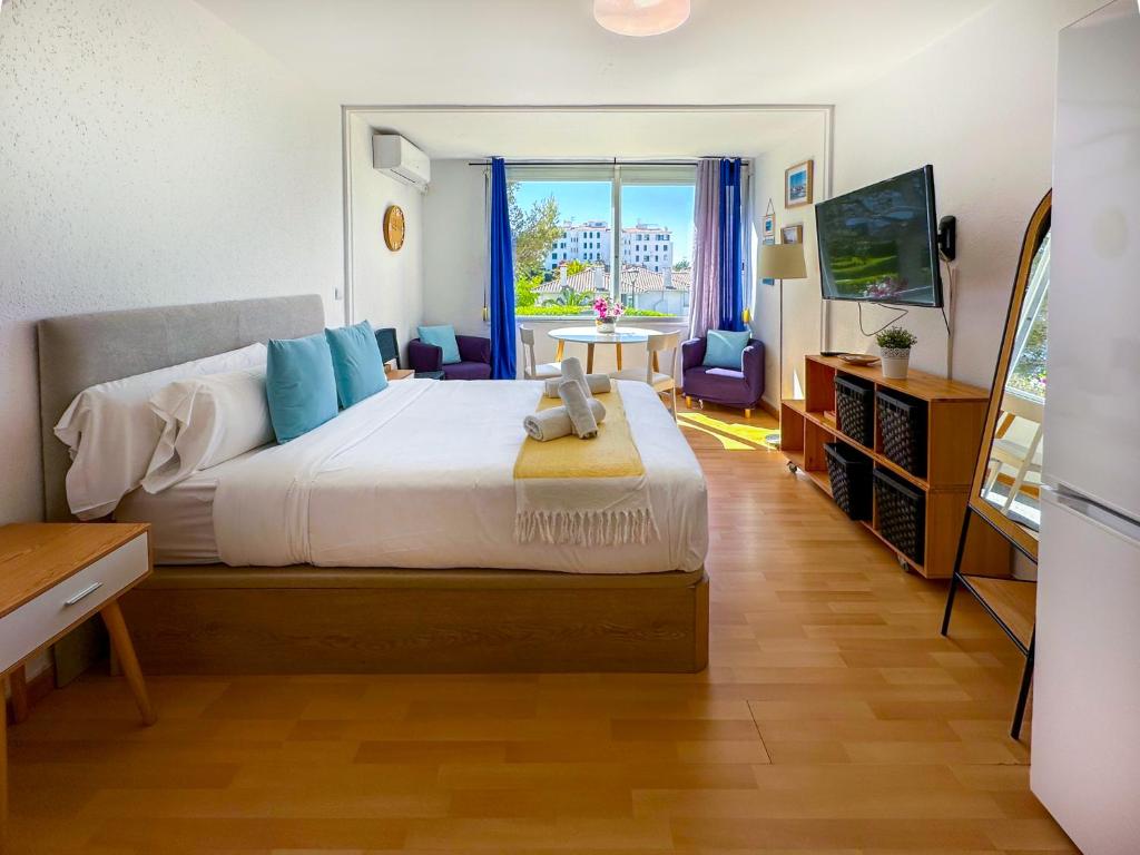 The Blue Island Loft by Hello Homes Sitges - 4
