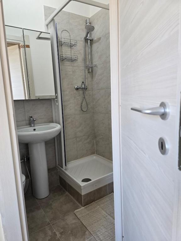 Twinkle 23 Cozy & Simple Stay with Easy Access - 5