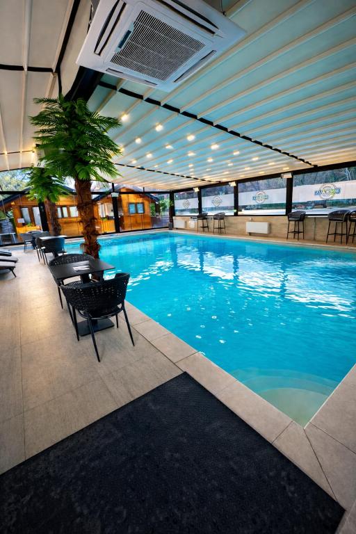 Golden Panorama Apartment & Spa - 3