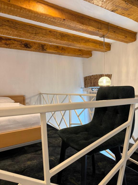 Latin Bridge Apartment Sarajevo - 5
