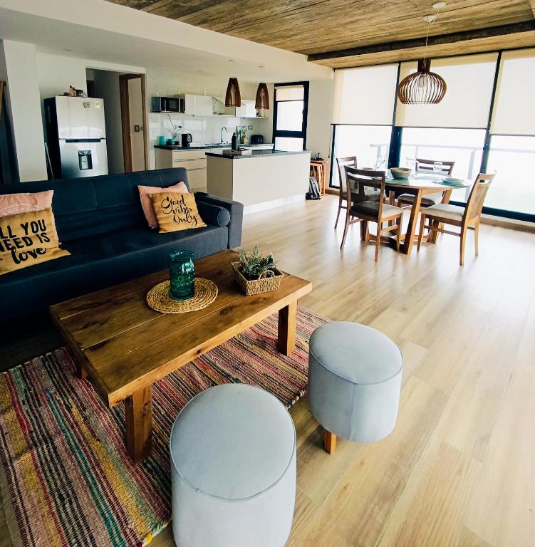 Beautiful apartment with ocean views 2 bedrooms - 1