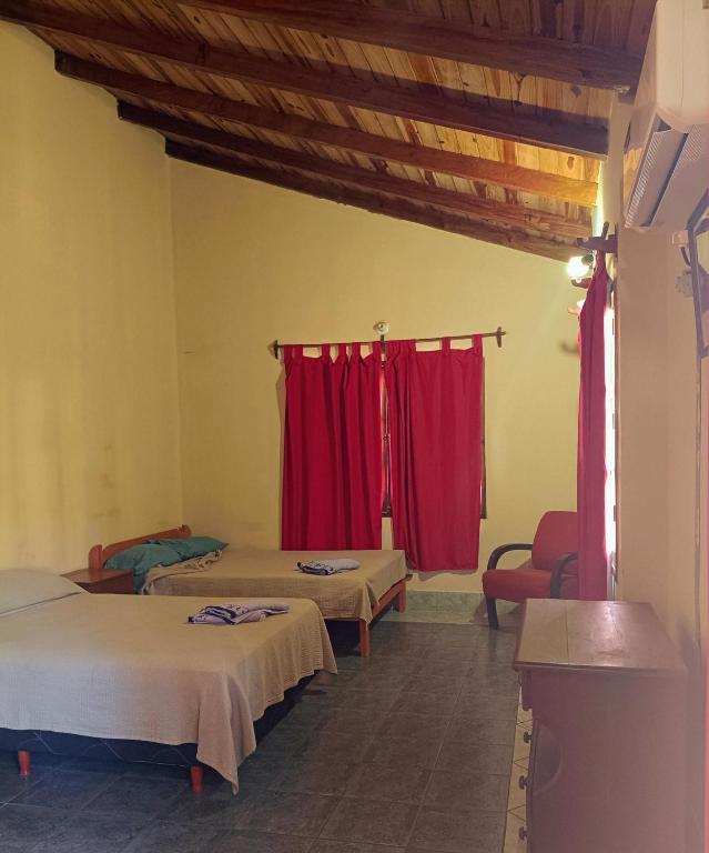 Brisa de la costa Casa con pileta y ubicación premium - 5