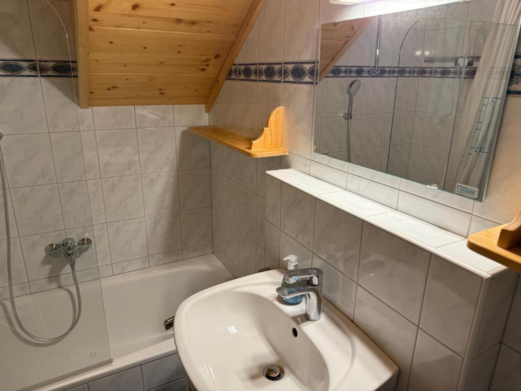 3-Zimmer Whg. auf 1.660m Hochkrimml/Zillertalarena - 3