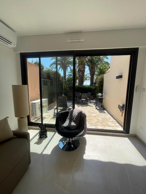 Modern Seaside studio - 4