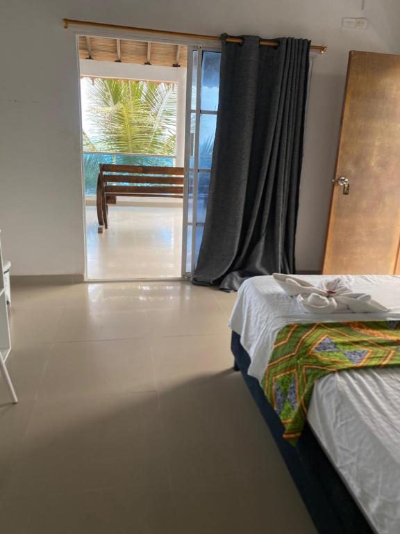 Hostal EMBAMAR PLAYAS DONAIRES - 4