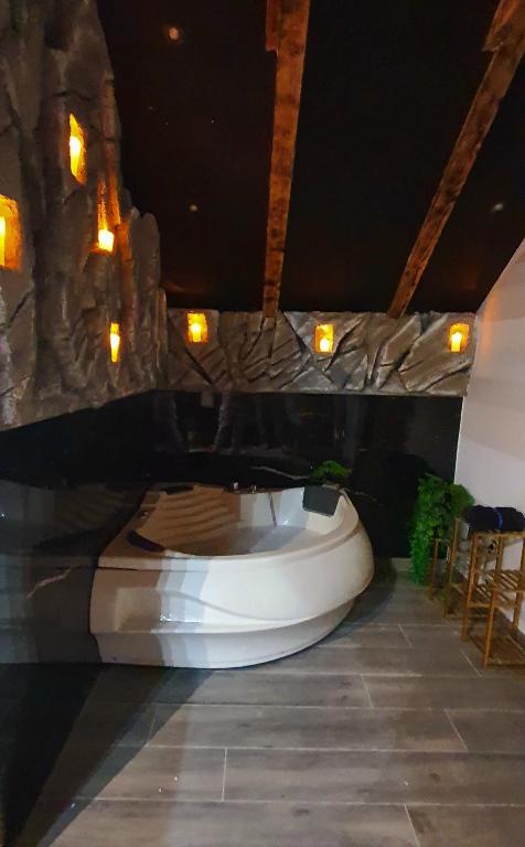 The Forest Gate Luxury Retreat - 5