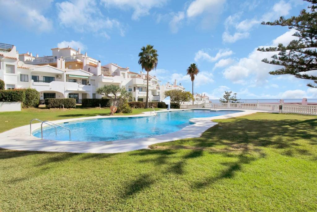 Apartamento con vistas al mar, piscina y barbacoa - TORRENUEVA 7B - 1
