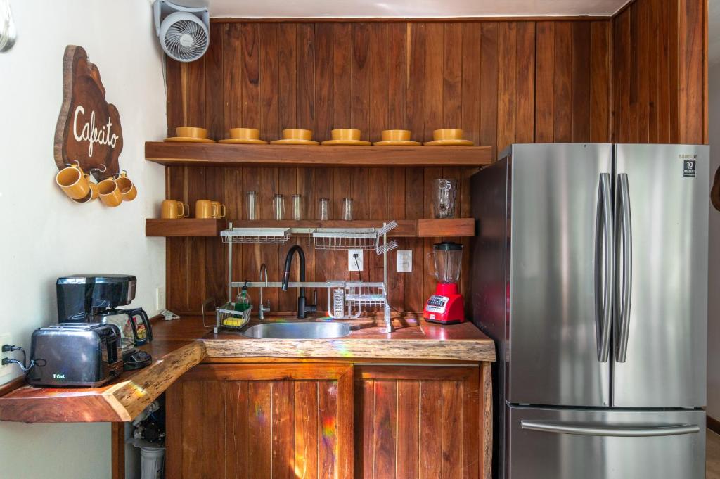 Private Jungle Villa with Full Kitchen & Pool Access - 5