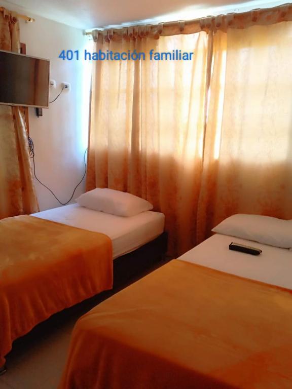 Hotel Avenida El Bosque a 2 cuadras de la clínica foscal y cardiovascular,HIC,Unab - 3