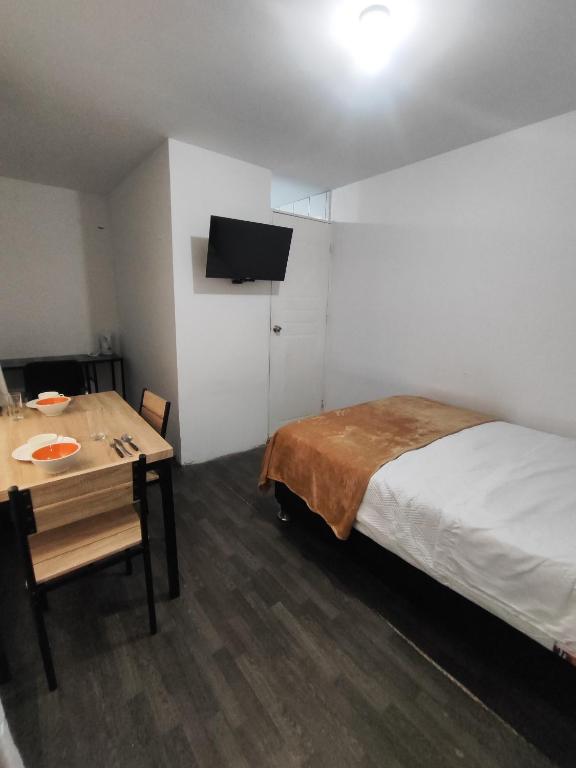 Cómoda habitación con baño privado cerca a Larcomar - 5
