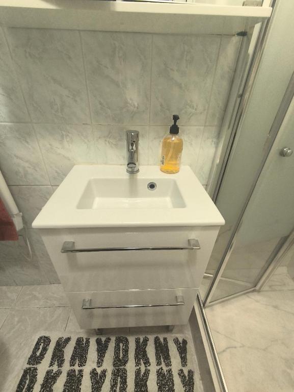 Chatelet Petit Cosy Studio - 2