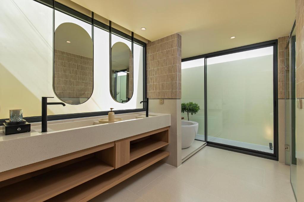 villa Bãi Dài Cam Ranh có hồ bơi không