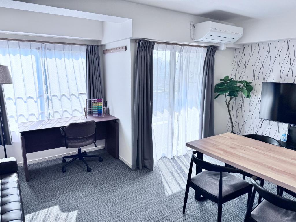 Ito House
