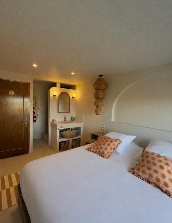 Maison avec vue sur la Camargue sauvage - 3