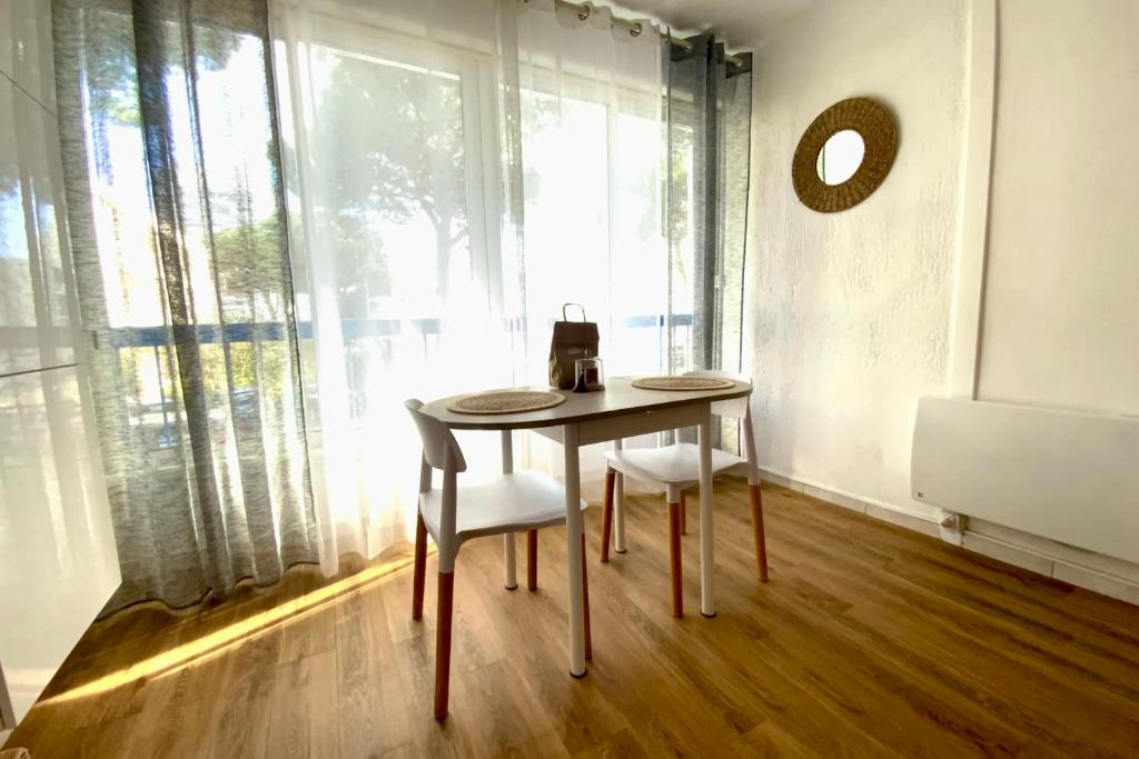 La Sterne Studio à 100 m de la plage - 2