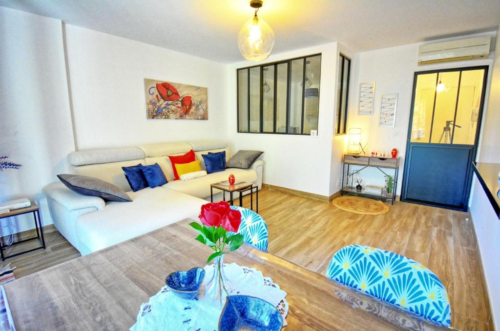 Appartement climatisé avec terrasse et parking - proche Cannes - 1