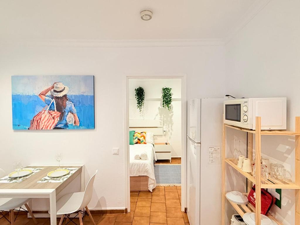 Apartment in Old town Estepona near beach - 1