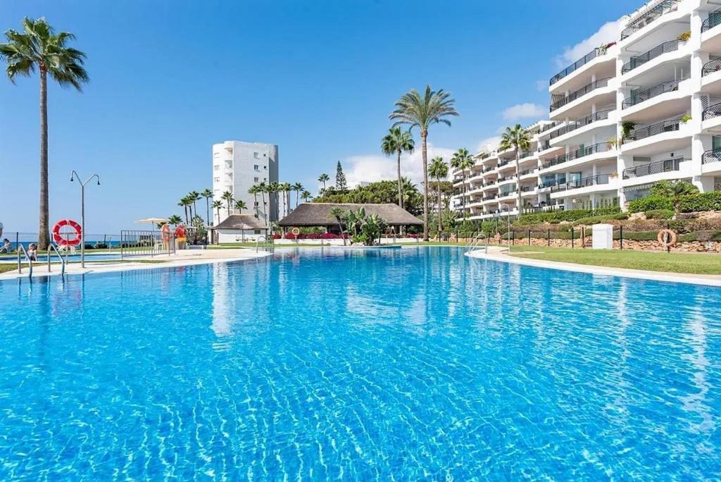 MI CAPRICHO Seafront Apartment - 5