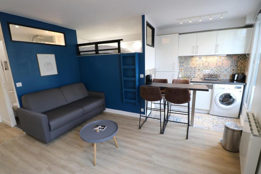 Studio rénové au coeur de Paris - 2