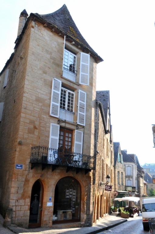 Le logis - Sarlat la Canéda - cité médiévale - 4