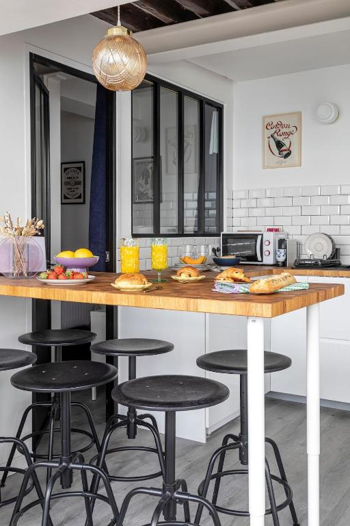 Peaceful Haven for 4 in Le Marais - 2