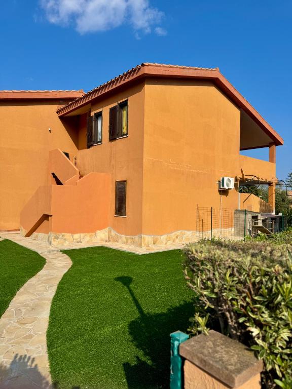 Casa Charlie, vista mare a 2 passi dalla spiaggia - 2