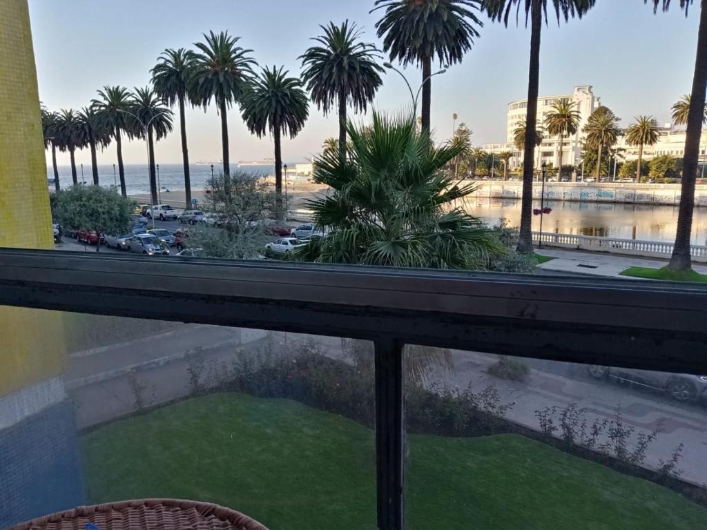 Copacabana apartment with an ocean view - 1