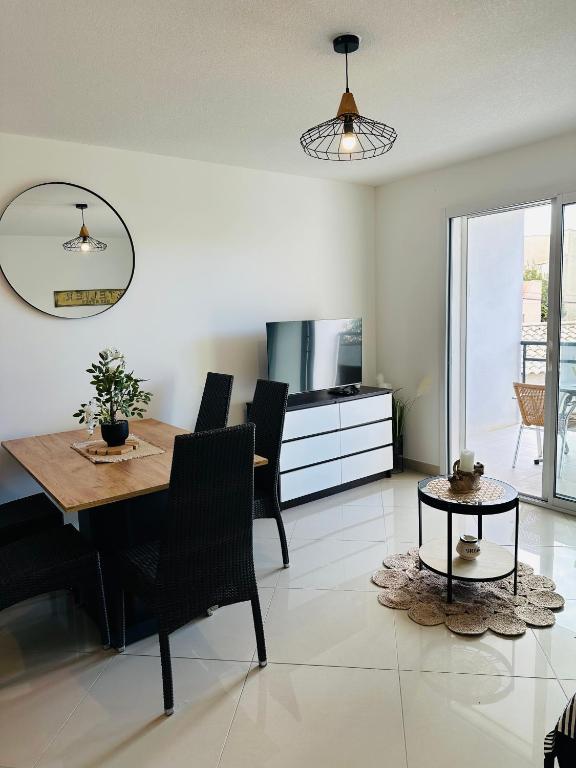 Appartement à la mer , parking privé couvert - 4