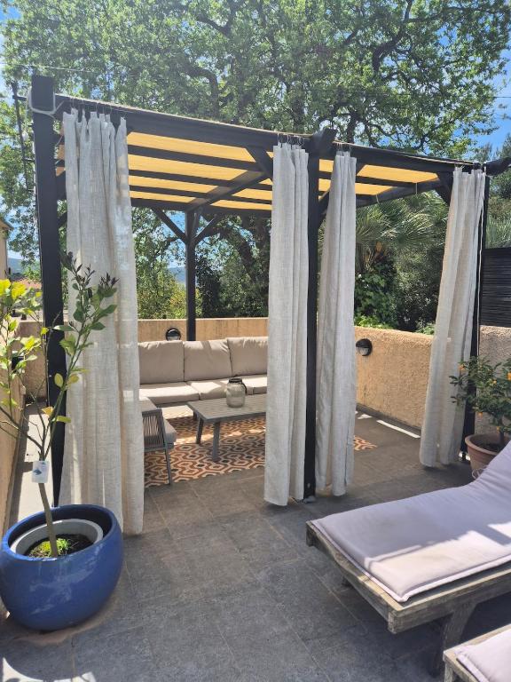 Tivat 4 bed villa with pool near centar - 3