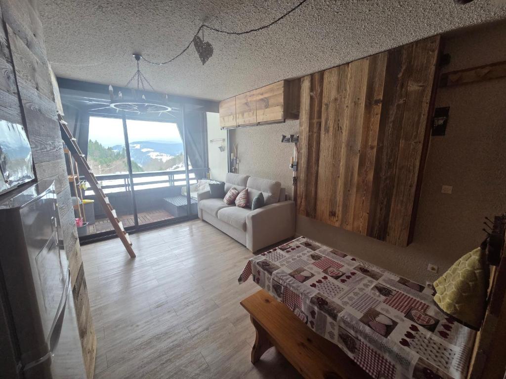 Studio cabine 4 pers Cosy esprit chalet Les glovettes - 4