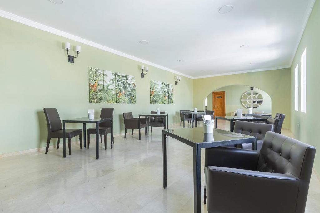BLUESEA Miramar Fuengirola — Restaurant & bars in Fuengirola, Andalusia
