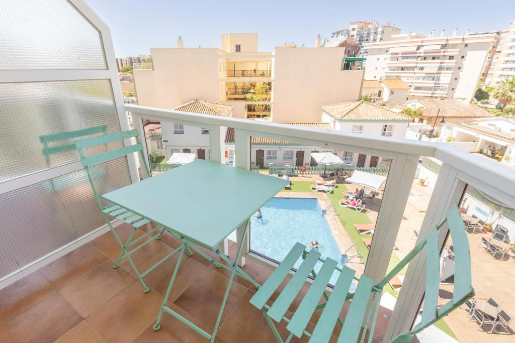 BLUESEA Miramar Fuengirola — Swimming pool in Fuengirola, Andalusia