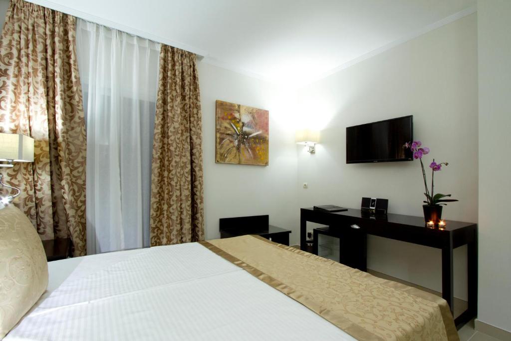 BLUESEA Alborán Adults Only- Ex Hotel MD Torremolinos — Hotel rooms in Torremolinos, Andalusia