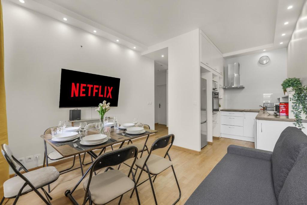 Canal Saint-Martin Spacious 2BR with NetFlix - 1