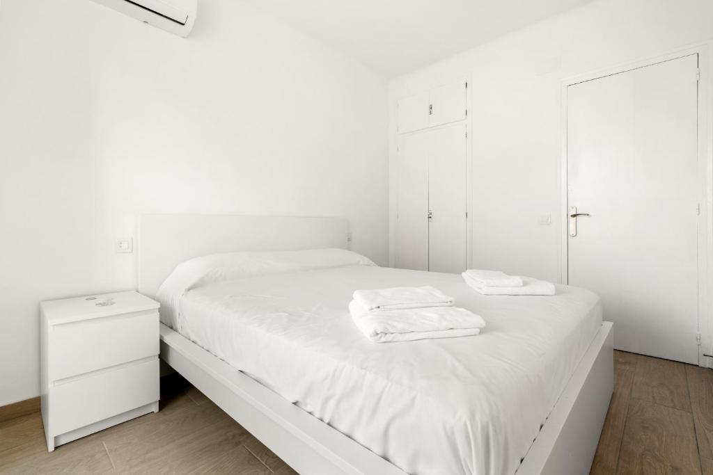 WELCS APARTAMENTO 334 EMP frente al mar - 5