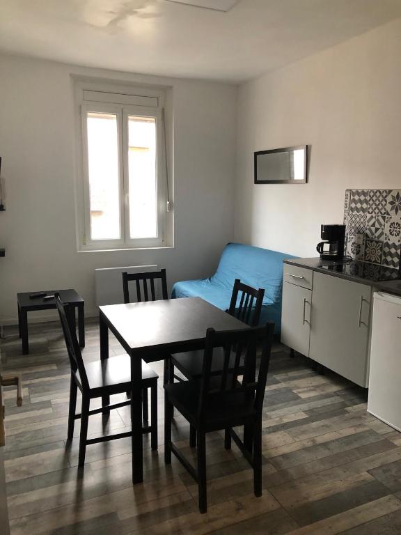 Apt 3 situé à 700 m de la plage - 1