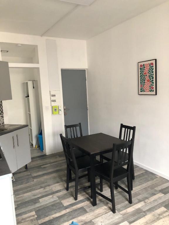 Apt 3 situé à 700 m de la plage - 2