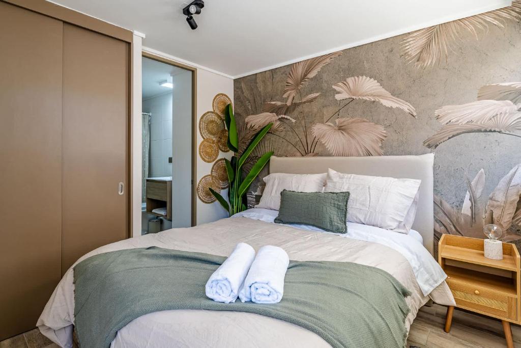 Bright Santiago Apartment Near Attractions - 2