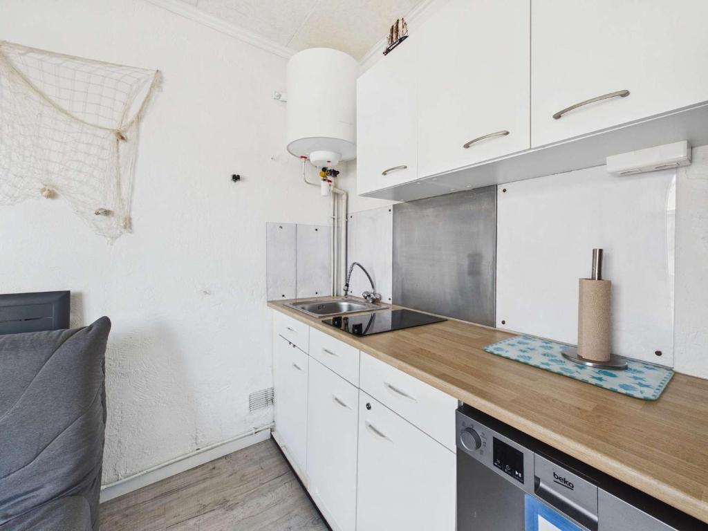 Appartement T2 à Marseillan Plage : terrasse, jardin, parking, proche plage et commerces - FR-1-326-796 - 5