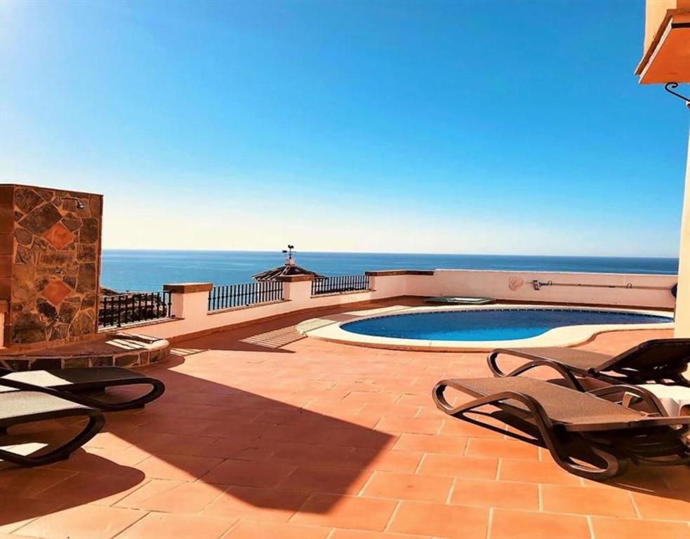 Tamango hill villa private pool panoramic views - 1