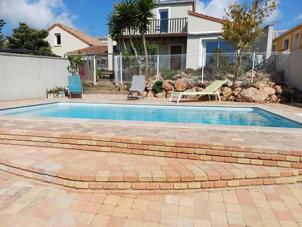 Grande villa neuve avec piscine près mer et Sète - 2