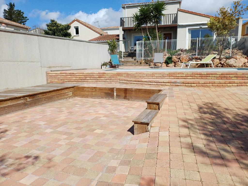 Grande villa neuve avec piscine près mer et Sète - 5