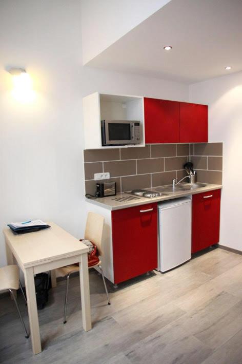 studio MEZZANINE 2 min DE LA PLACE PIE - 2