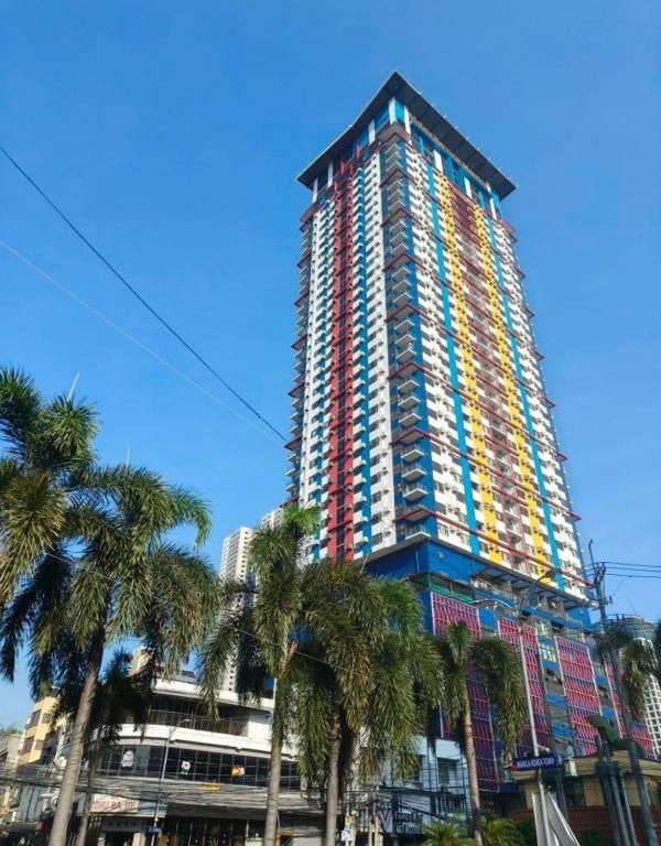 マラテ ベイビュー ステイケーションズ (Malate Bayview Staycations)